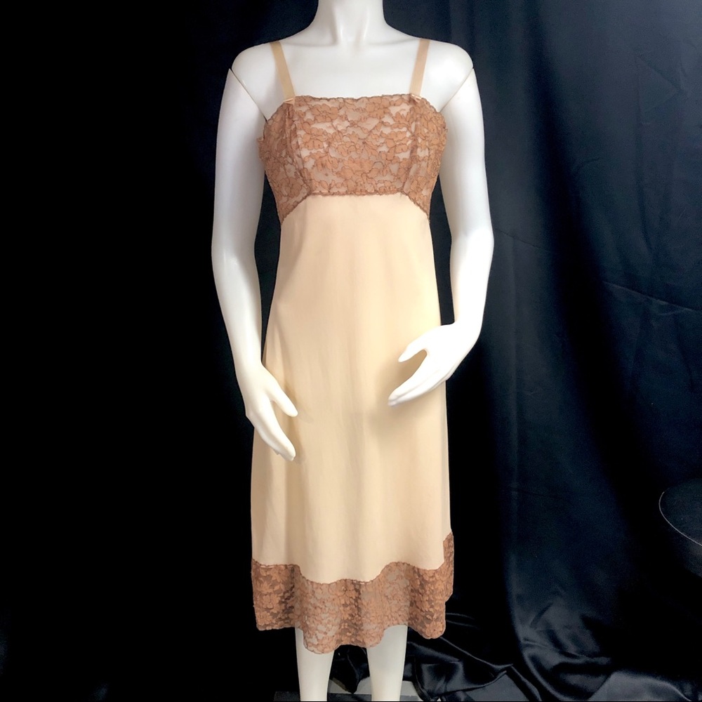 Vintage 60s Sexy Full Slip Dress Cafe Au Lait Lace Bodice & Hem by Colura 36